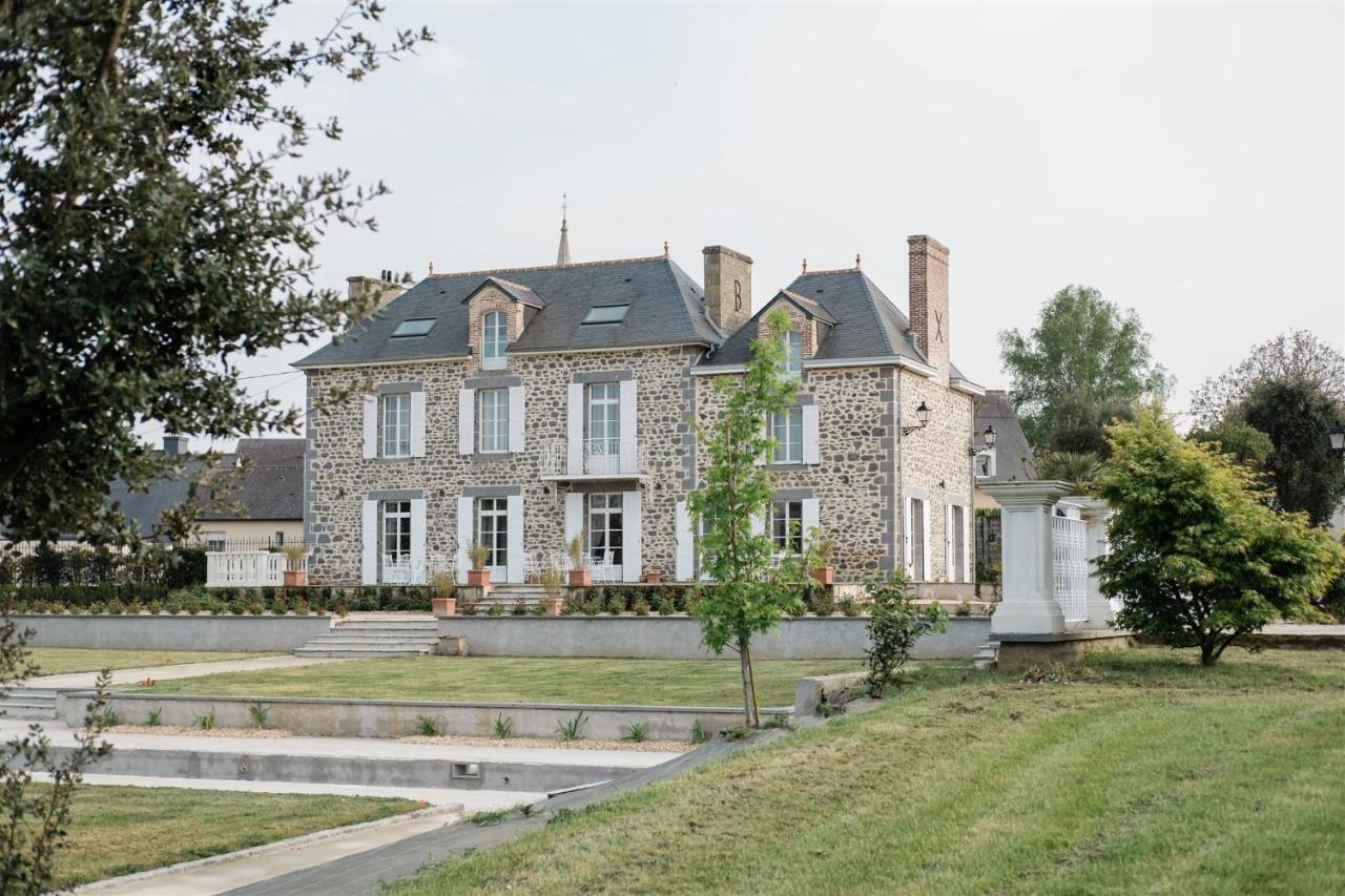 Domaine Les Jardins Darsene Bed & Breakfast Tinteniac ภายนอก รูปภาพ