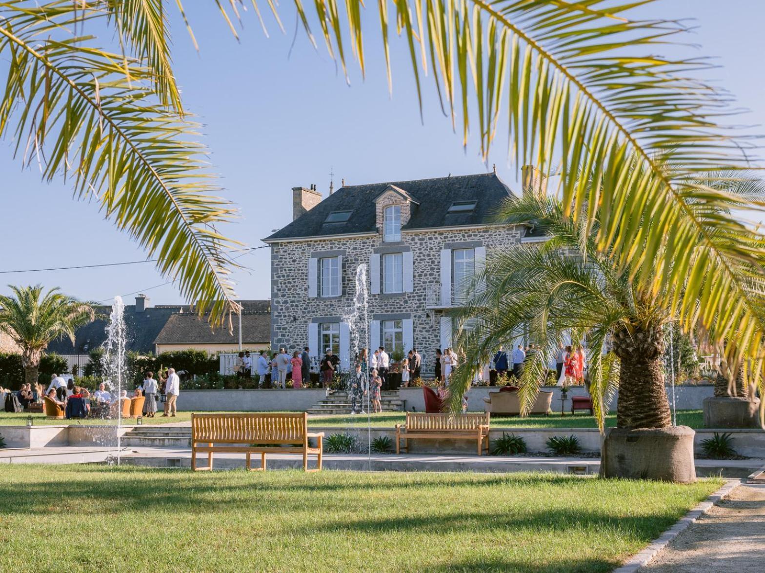 Domaine Les Jardins Darsene Bed & Breakfast Tinteniac ภายนอก รูปภาพ